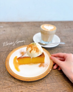 Elmers Green Cafe