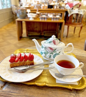 ���E�N���V�b�N