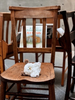 ���I����