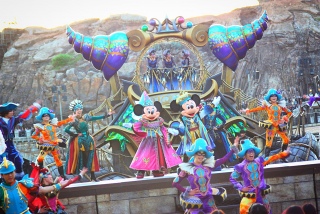 �y���݂ȃf�B�Y�j�[�V�[